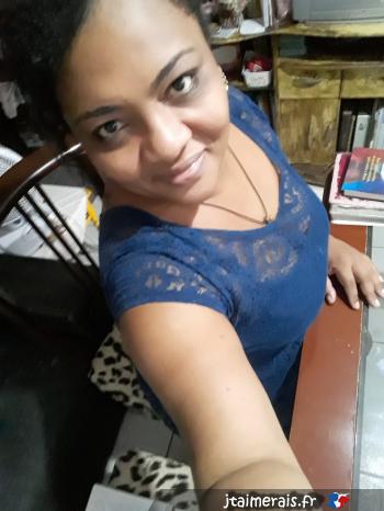 kriss2305 - date a French, 100% free kriss2305