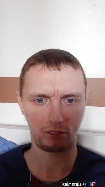 alexis1995 - date a French, 100% free alexis1995